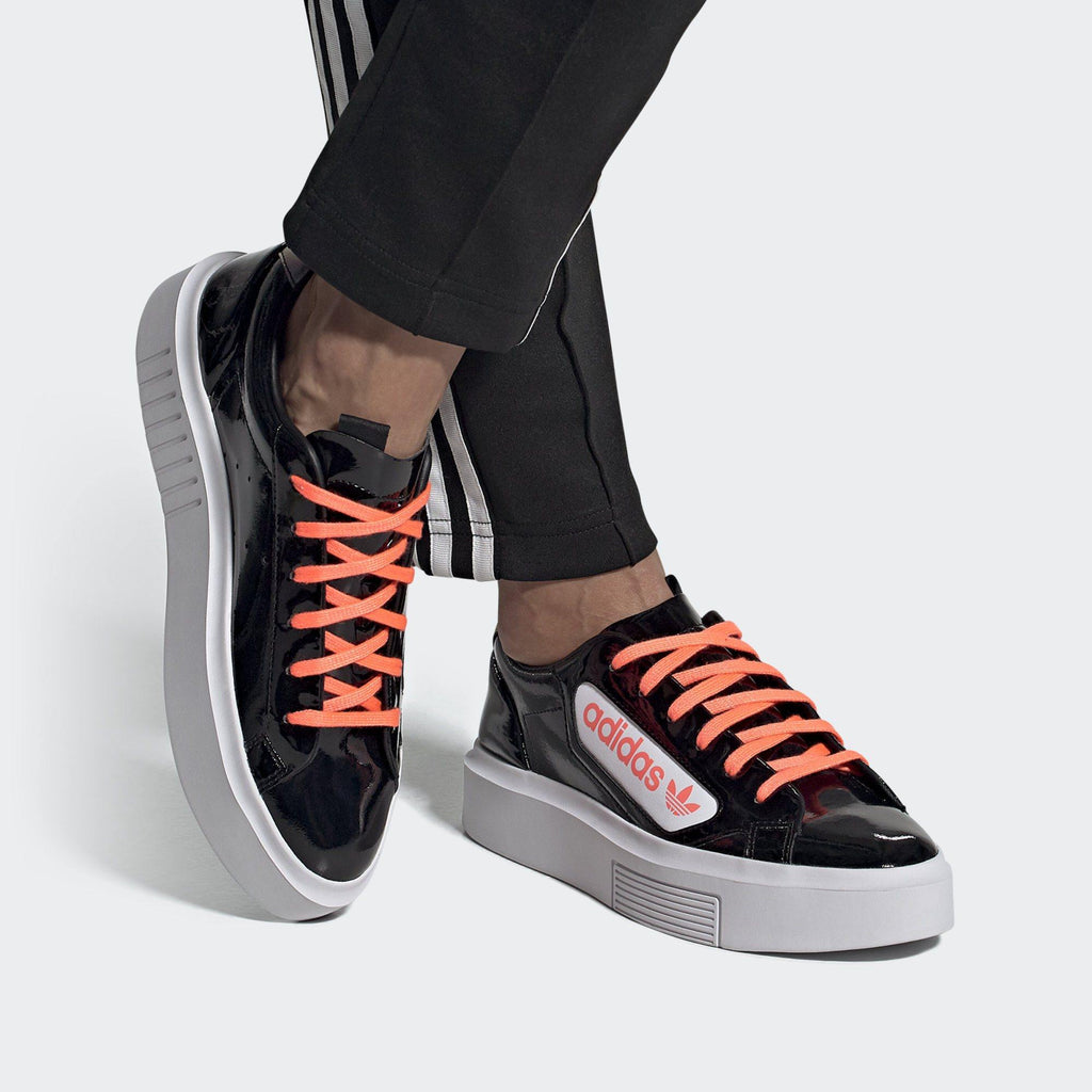 Adidas Sleek Super Women's Sneakers -  – eTUFANO B2B